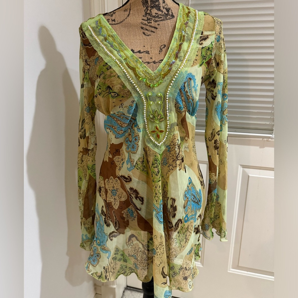 Song Rain stunning sheer top bedazzled size L - Picture 2 of 13